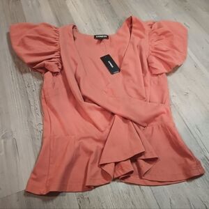 NWT Express Coral Puff Sleeve Blouse